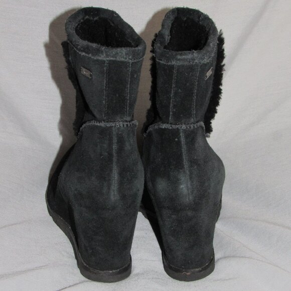 UGG Australia Jade 1008717 Black Suede Wedge Heel Booties Boots Women's sz 9 - Picture 3 of 6